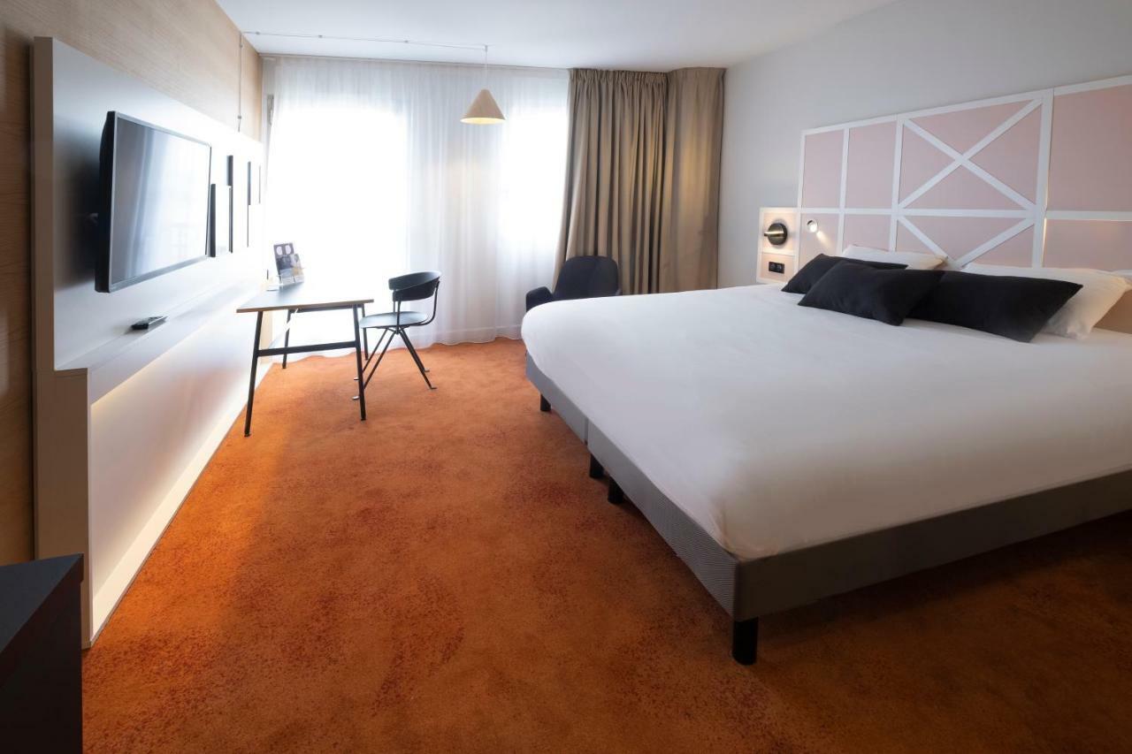 Mercure Rouen Centre Champ De Mars Exterior foto